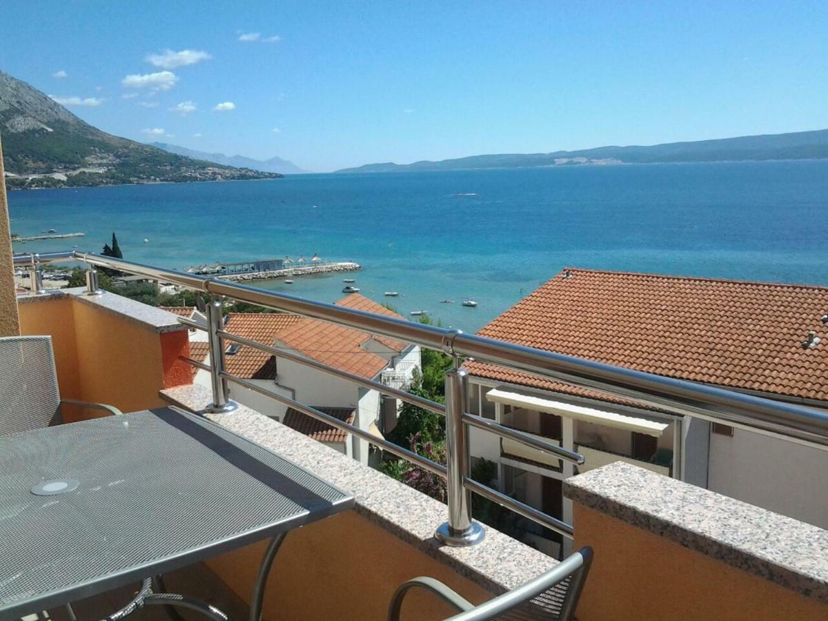 Apartmani "Grgic" Omis Bagian luar foto